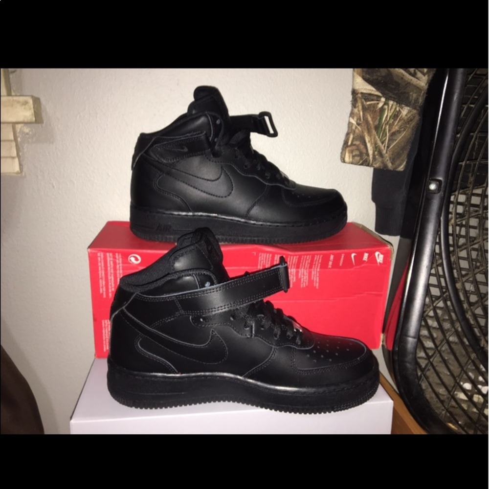 Air force 1 mid black
